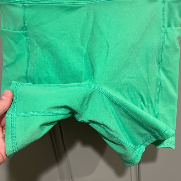 Fabletics Motion365 Short Bundle - Picture 8 of 14